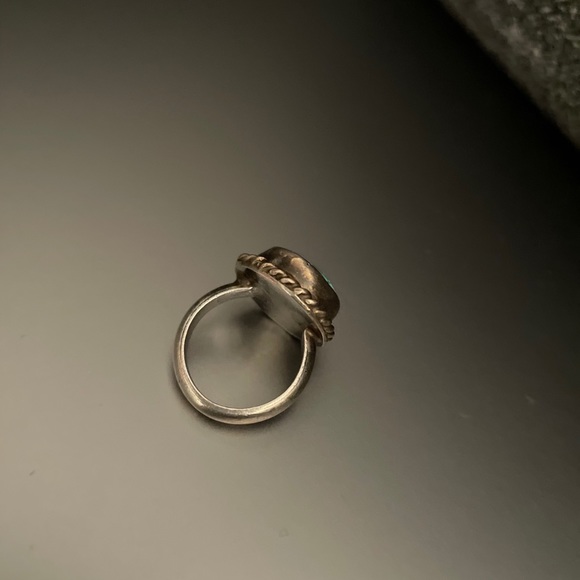 rings - Picture 4 of 4